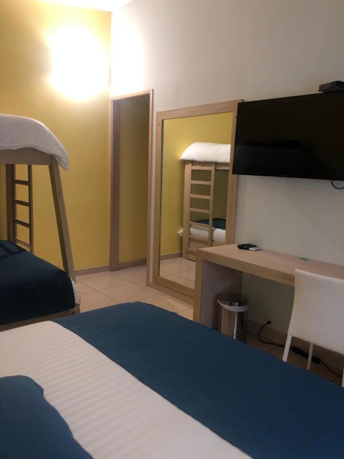 סנטה מרתה Hostel Paradise St מראה חיצוני תמונה